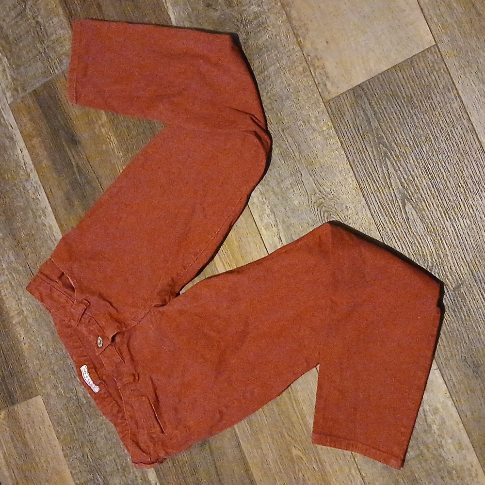 Red Guess jeans